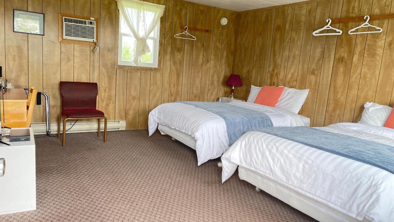 Rachel'S Motel And Cottages Surrey Exteriör bild