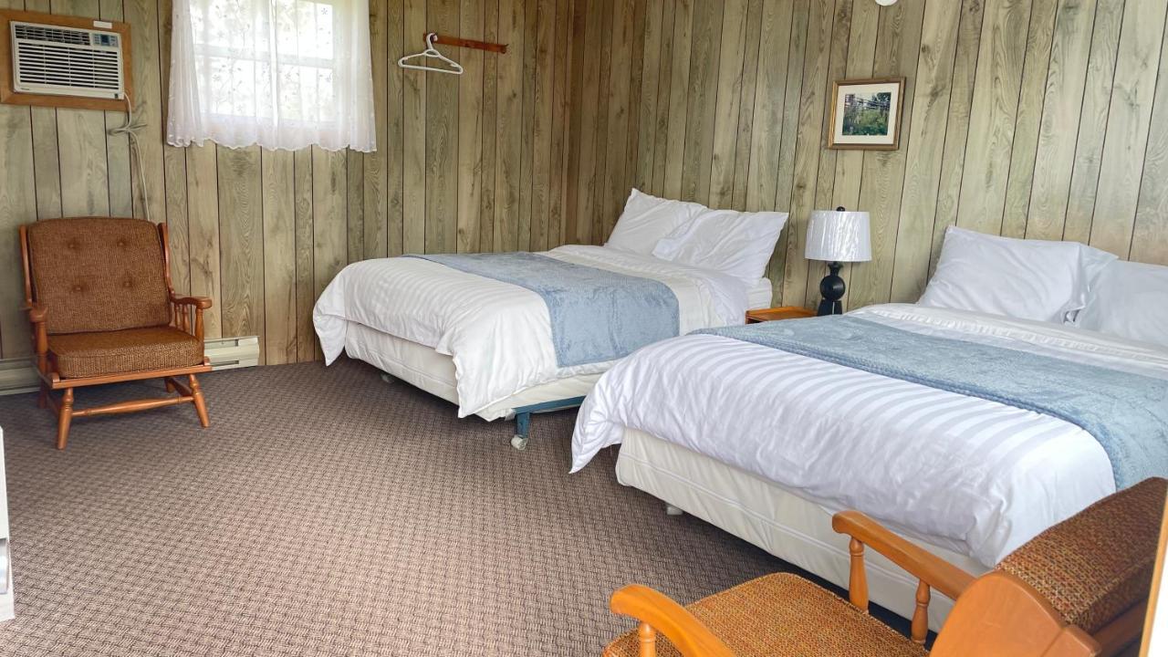 Rachel'S Motel And Cottages Surrey Exteriör bild