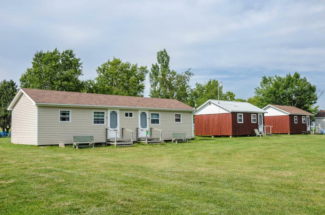 Rachel'S Motel And Cottages Surrey Exteriör bild